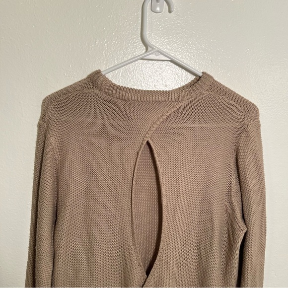 Zara Knit Crewneck Sweater Beige Open Back M - Picture 6 of 9